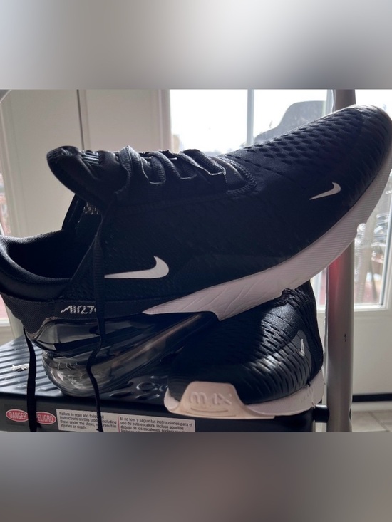 Nike Other - (USED) Nike Air Max 270 Sneaker - Men's
Make Offer!!!!!